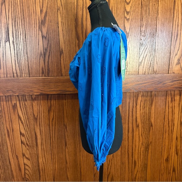 Farm Rio Crop Top - Picture 2 of 5